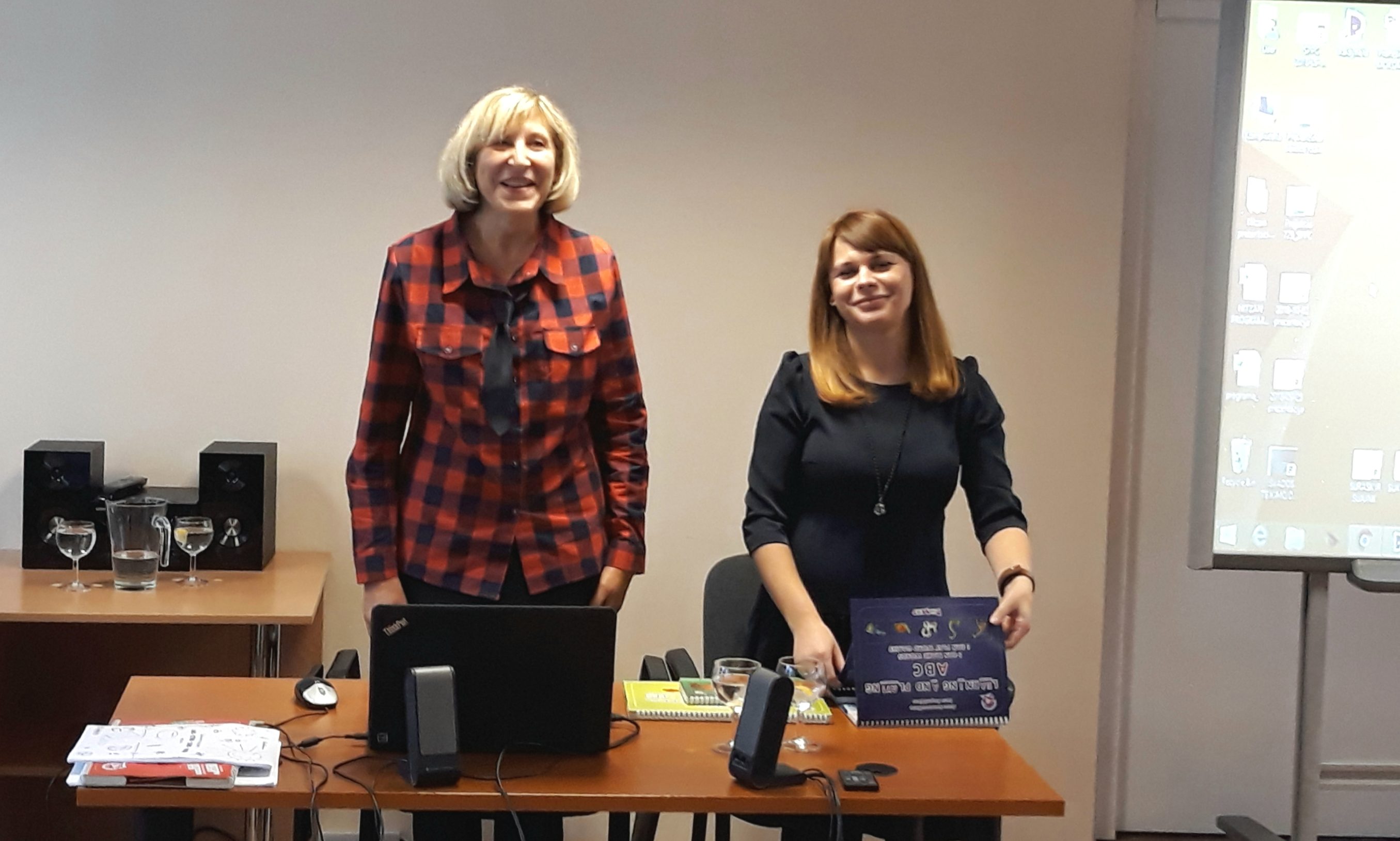 Seminare logopedams ir specialiesiems pedagogams lietuvių autorės pristatė savo parengtas mokymo priemones